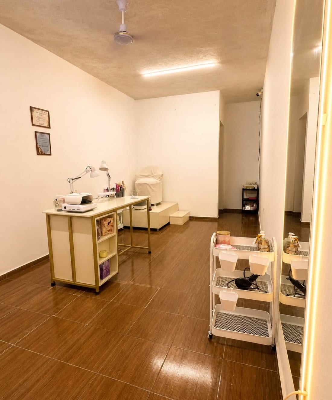Foto 1 de 2, Imagen de Lumière Studio, Manicura, Pedicura y Maquillaje en Conkal