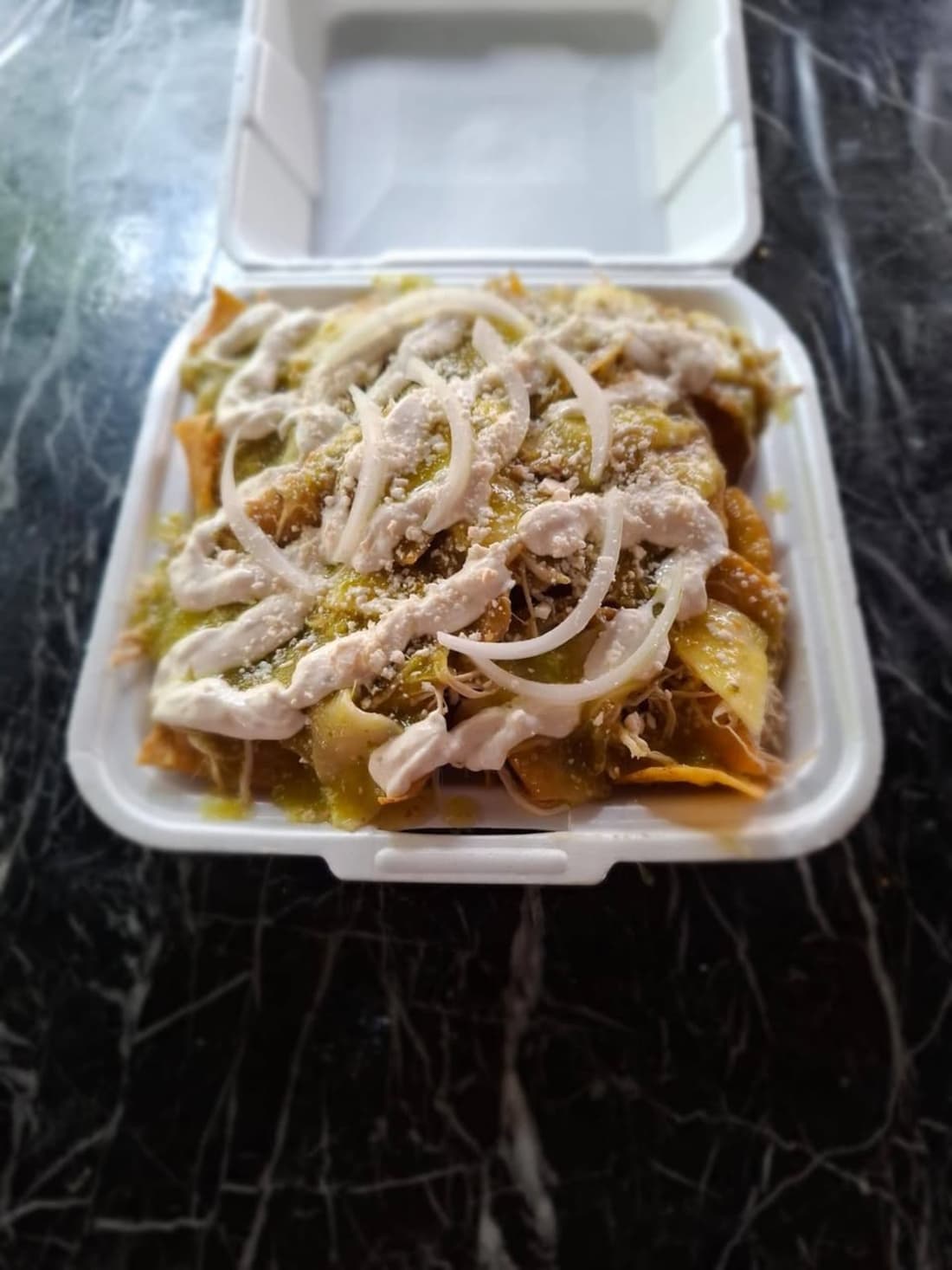 Foto 1 de 2, Imagen de Platos Botaneros y Chilaquiles para Celebrar a la Reina del Hogar !