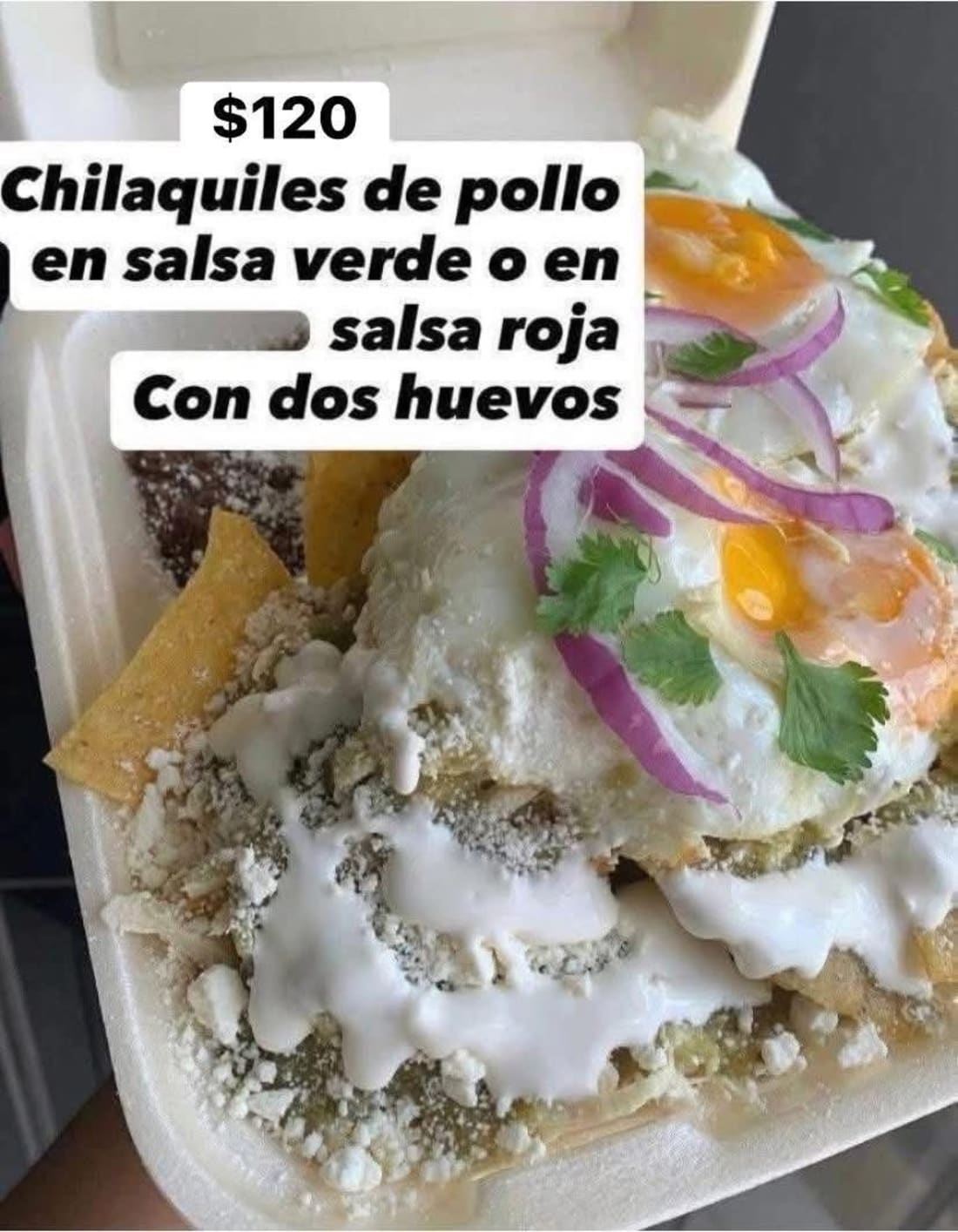 Foto 1 de 2, Imagen de Chilaquiles Verdes O Rojos
