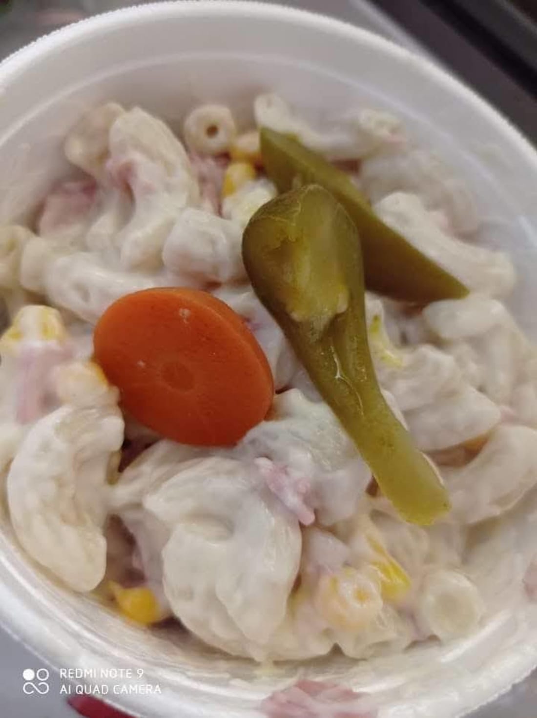 Sopa fría y repostería Umán
