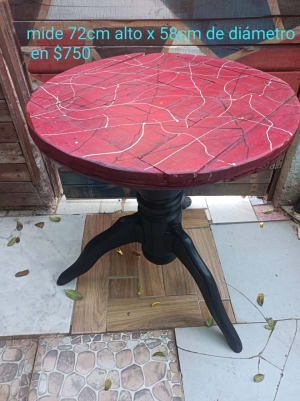 Mesita rústica de cedro, $700, Fco. I. Madero