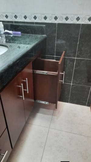 Frida Wood - Muebles para Baño