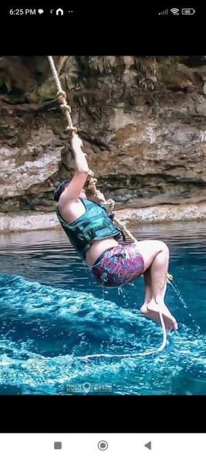El Parador Turístico Cenote Yaxbacaltún