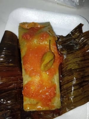 Tamales y comida tradicional