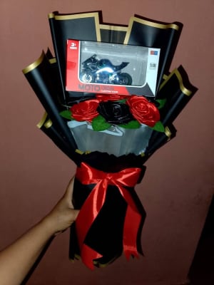 Rosas eternas y detalles para graduación