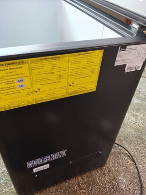 Congeladora Midea horizontal seminueva