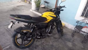 Moto Pulsar 125 en venta