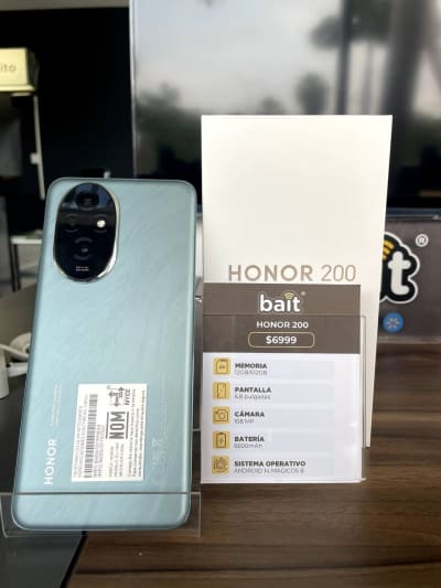 Bait Plaza Akropolis: Honor 200 smartphone a $6999 — Centro Histórico