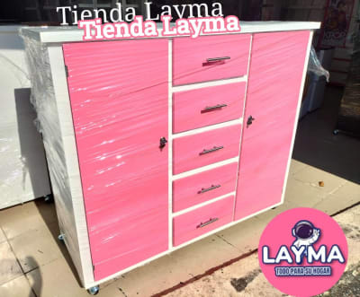 Cómodas doble puerta 5 cajones, $3,490 — Las Américas