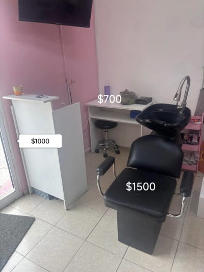 Vendo equipo de estética, lavacabezas, mesa uñas, recepción — Caucel