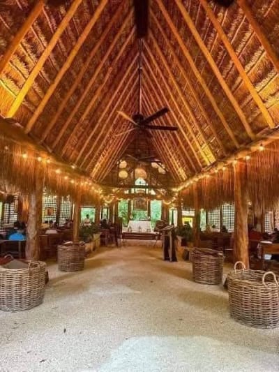 Excursión Santuario María Desatadora de Nudos y Playa Caracol — Cielo Alto