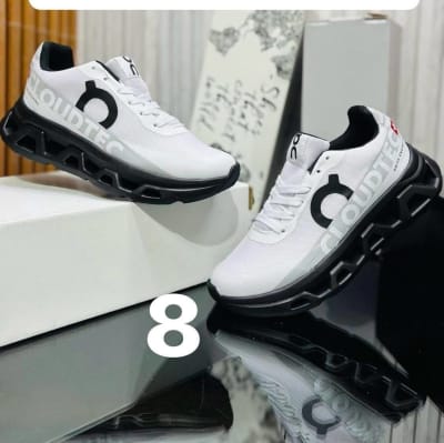 Ropa y Zapatos para Regalo — Caucel
