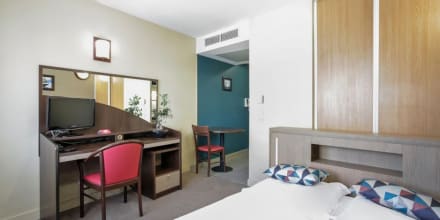 Nice Acropolis Studio Double day use