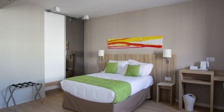 Q7 LODGE LYON 7