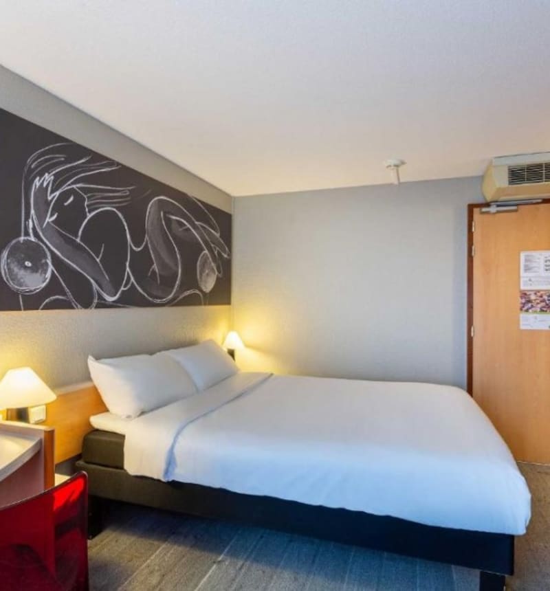 B&B Hotel Orléans Centre Foch