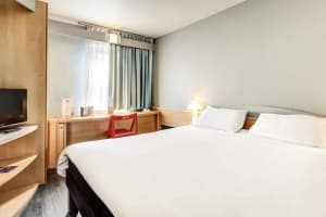 chambre en journée ibis agen centre
