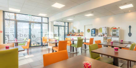 Salle de petit déjeuner