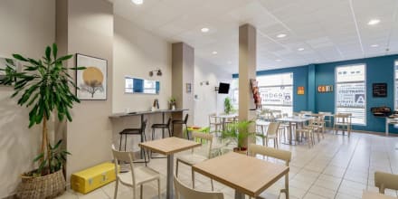 Salle petit déjeuner