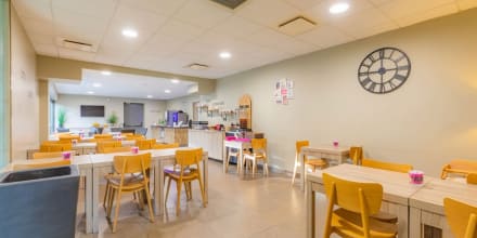 Salle petit déjeuner