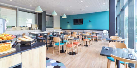 Salle petit déjeuner