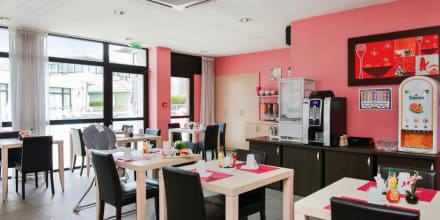 Salle petit déjeuner