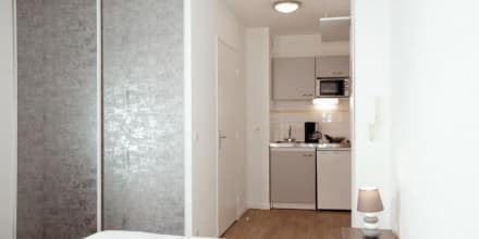 Brit Hotel Confort Lannion Centre Gare