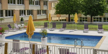 Hôtel piscine Dijon
