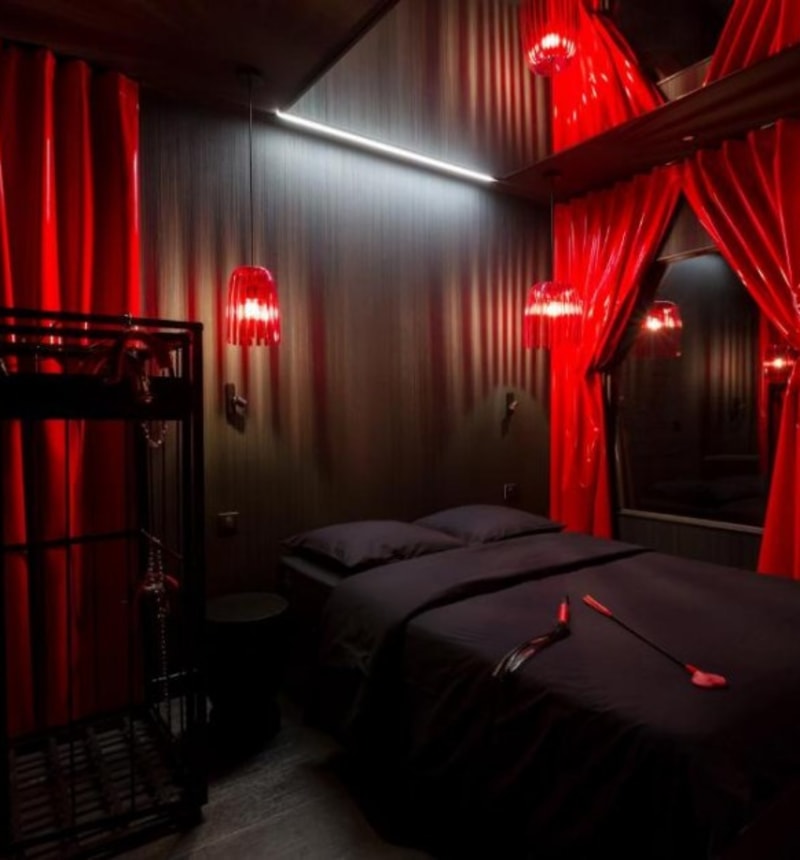 Love Hotel Paris