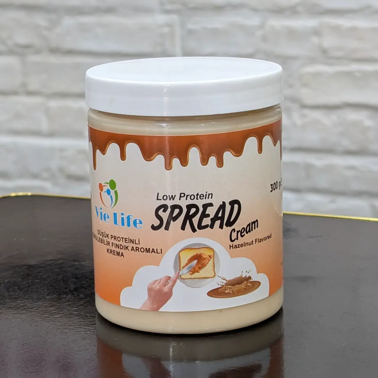 Vie Life – Pâte à Tartiner Faible en Protéines Saveur Noisette (300 g)