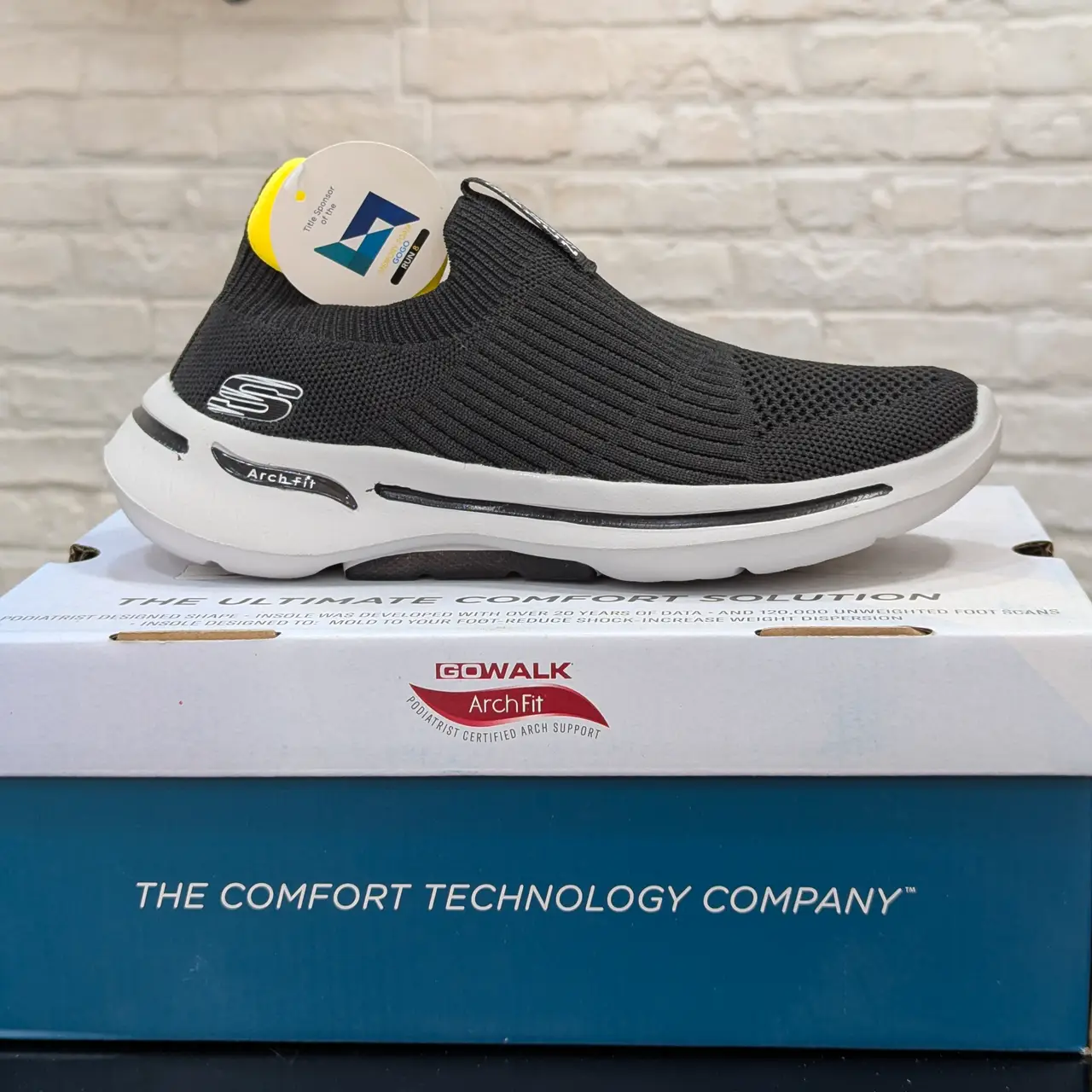 Skechers GOwalk Arch Fit Slip-On – Chaussures Femme