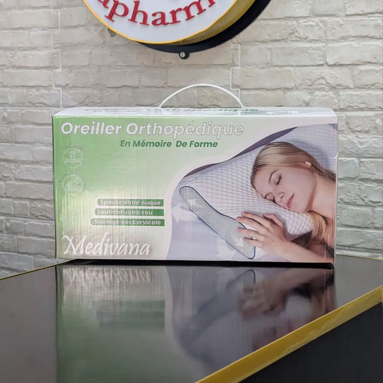 Medivana – Oreiller Orthopédique en Mousse à Mémoire de Forme 55×35 cm