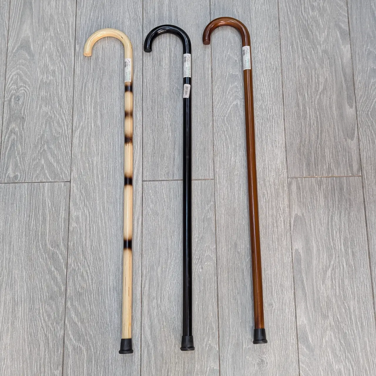 Canne de marche classique en bois – Plusieurs coloris