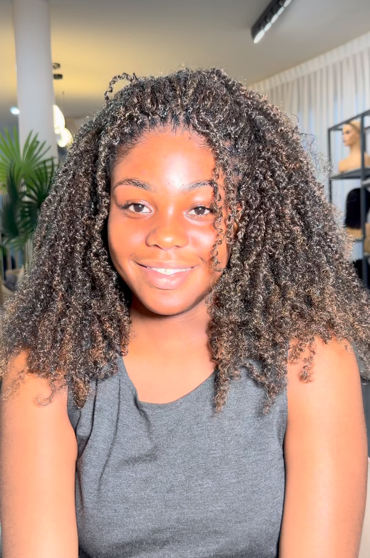 Polaris Beauty Lounge - Unisex Salon in Accra image 5