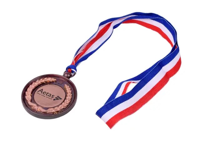 Laurel Medal 4