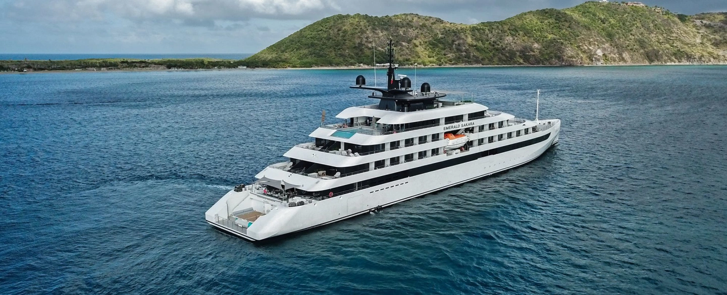 Emerald Sakara Caribbean