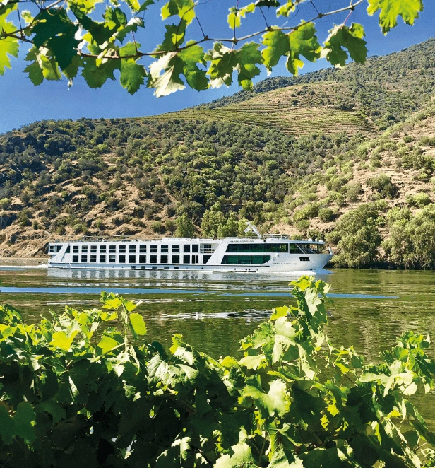 Emerald Radiance cruising the Douro River, Portugal