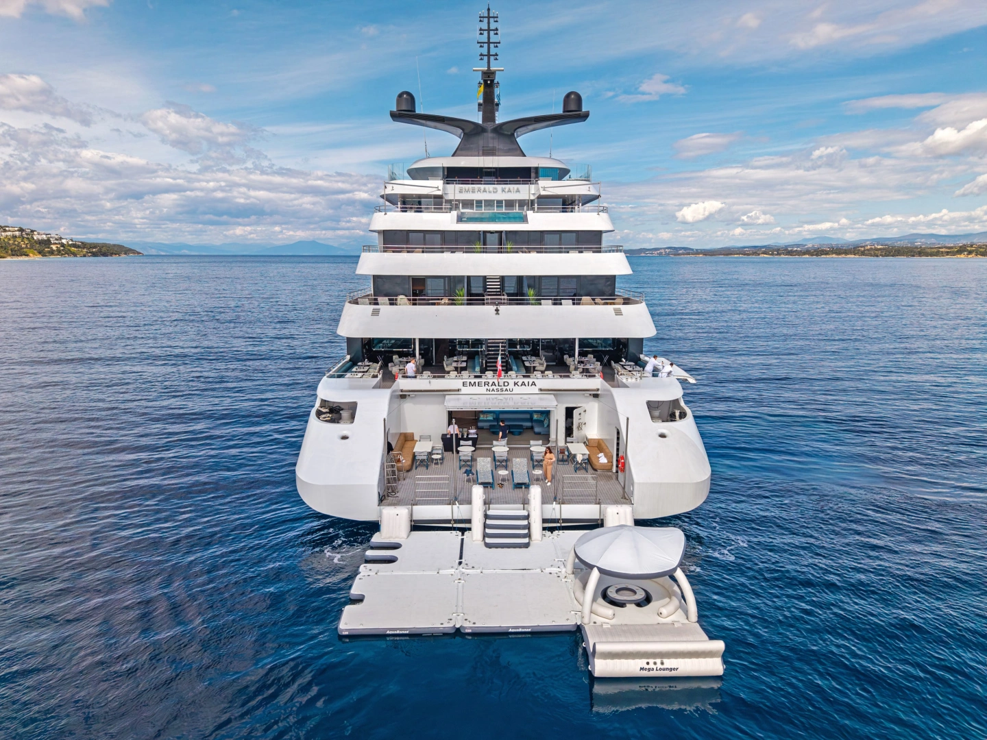 Marina Platform, Emerald Kaia