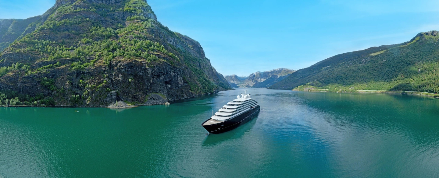 Scenic Eclipse in Noway