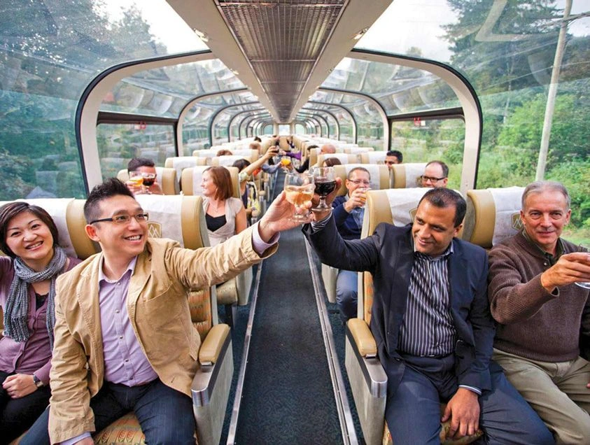 People Cheerson Train Rocky Mountainee