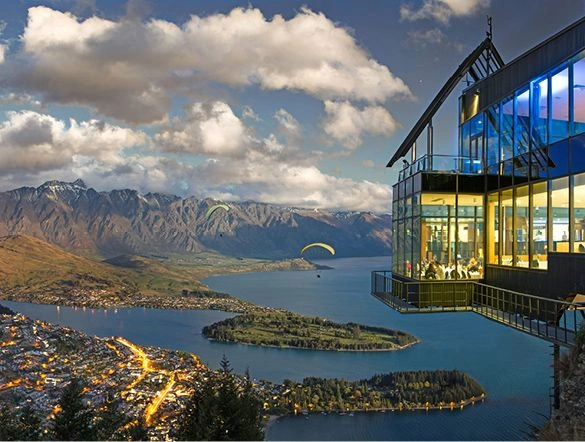 Stratosfare Restaurant