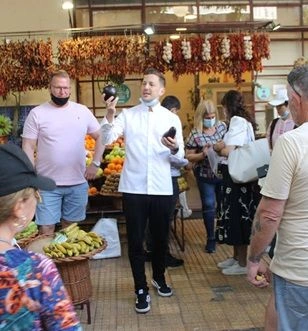 Shop with chef