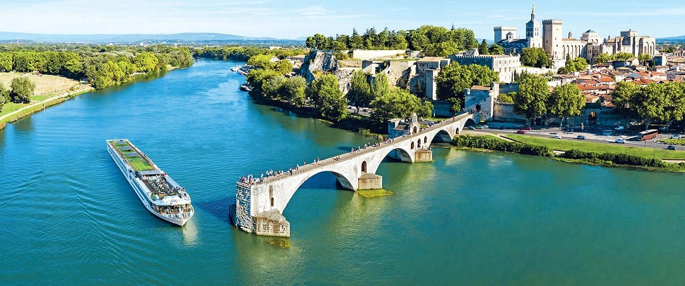 Scenic Sapphire Avignon