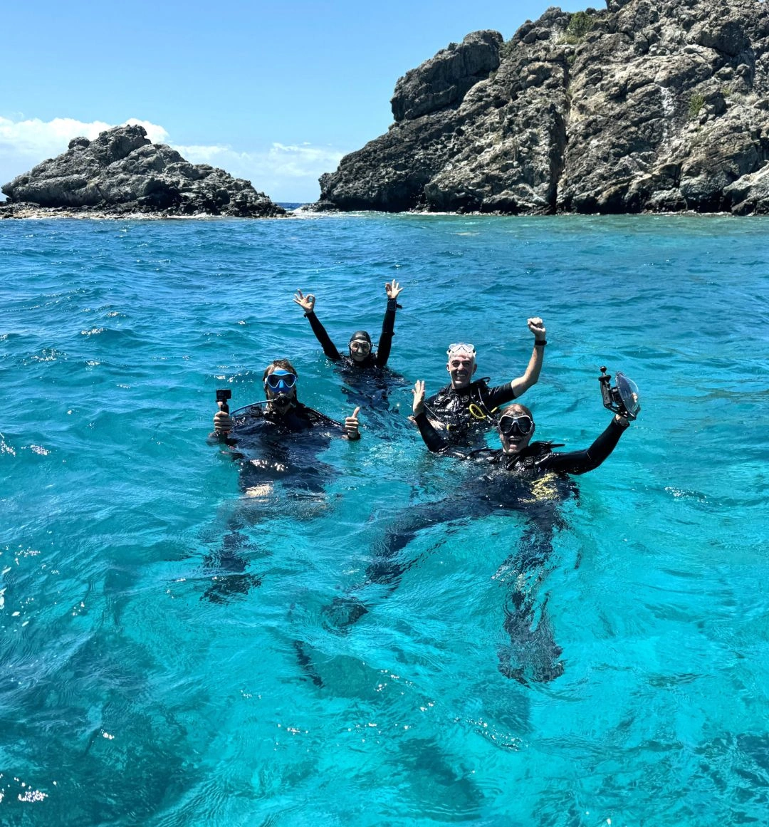 Emerald guests snorkeling