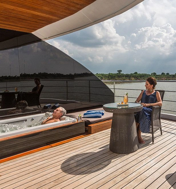 Scenic Spirit royal panorama suite outdoor terrace