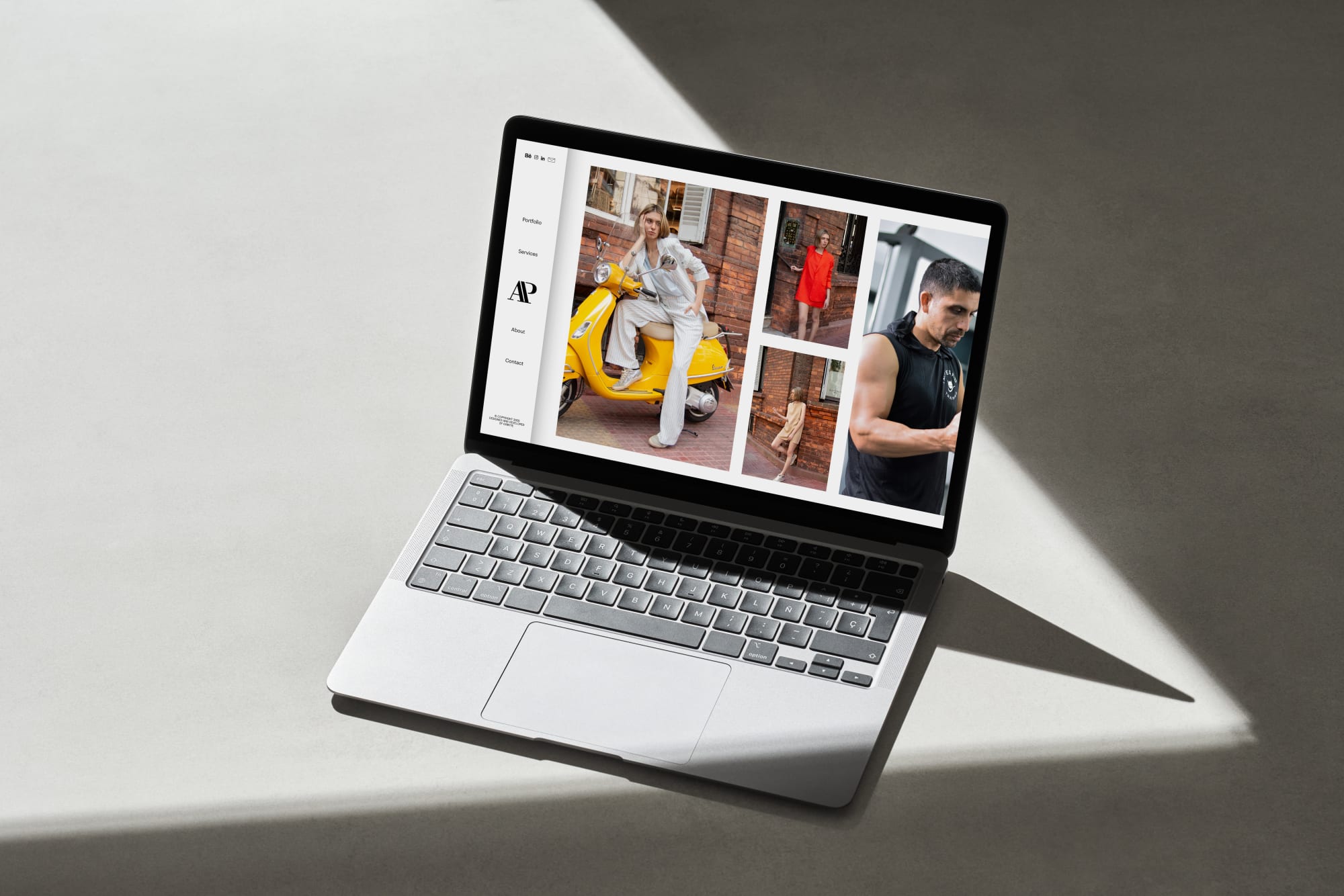 Personal portfolio design for a photographer. — imagen 1