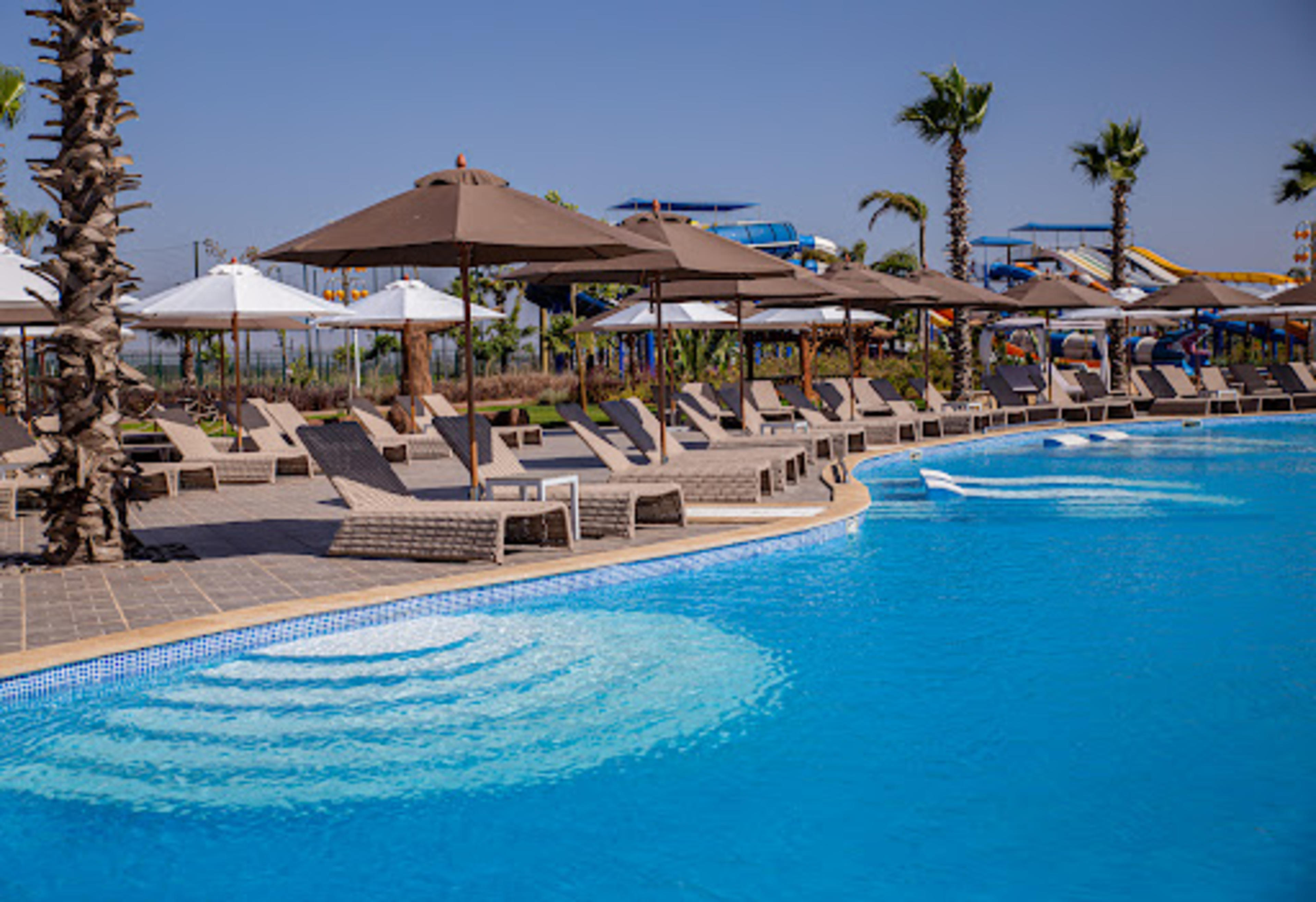 Waves Aqua Resort - 3