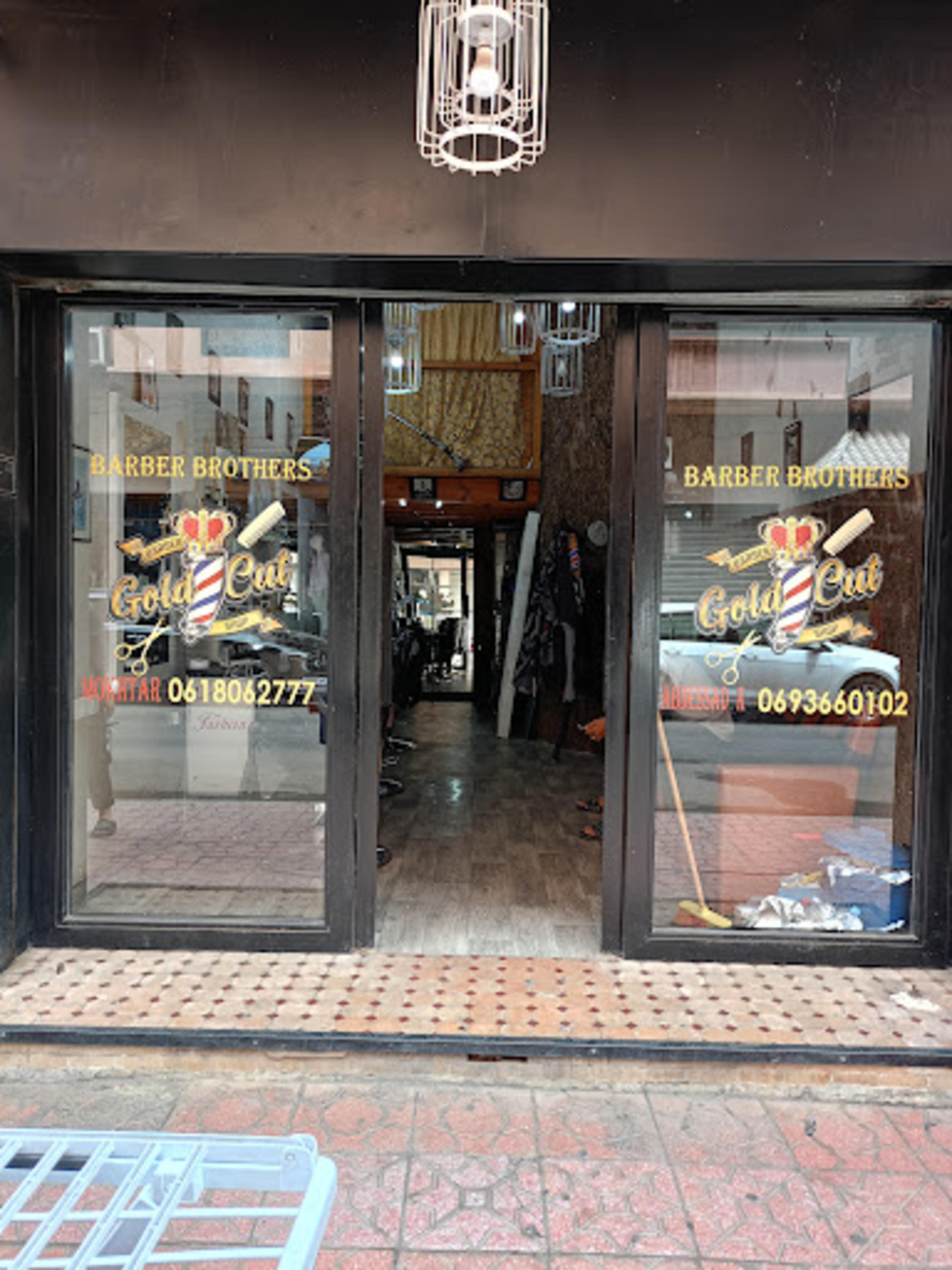 The Barber of brothers - 3