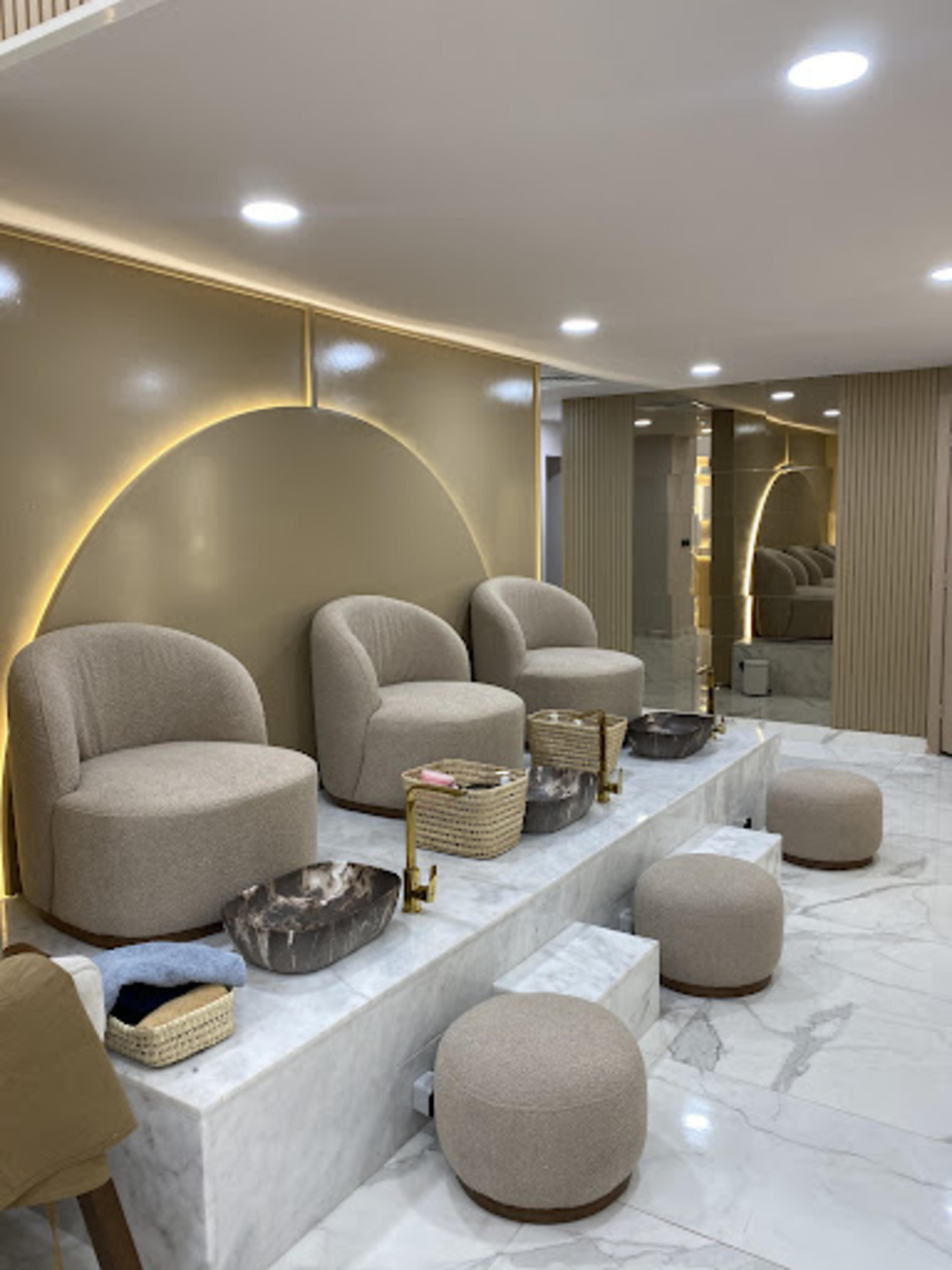 BEAUTY BAR CONCEPT - BBC - 3