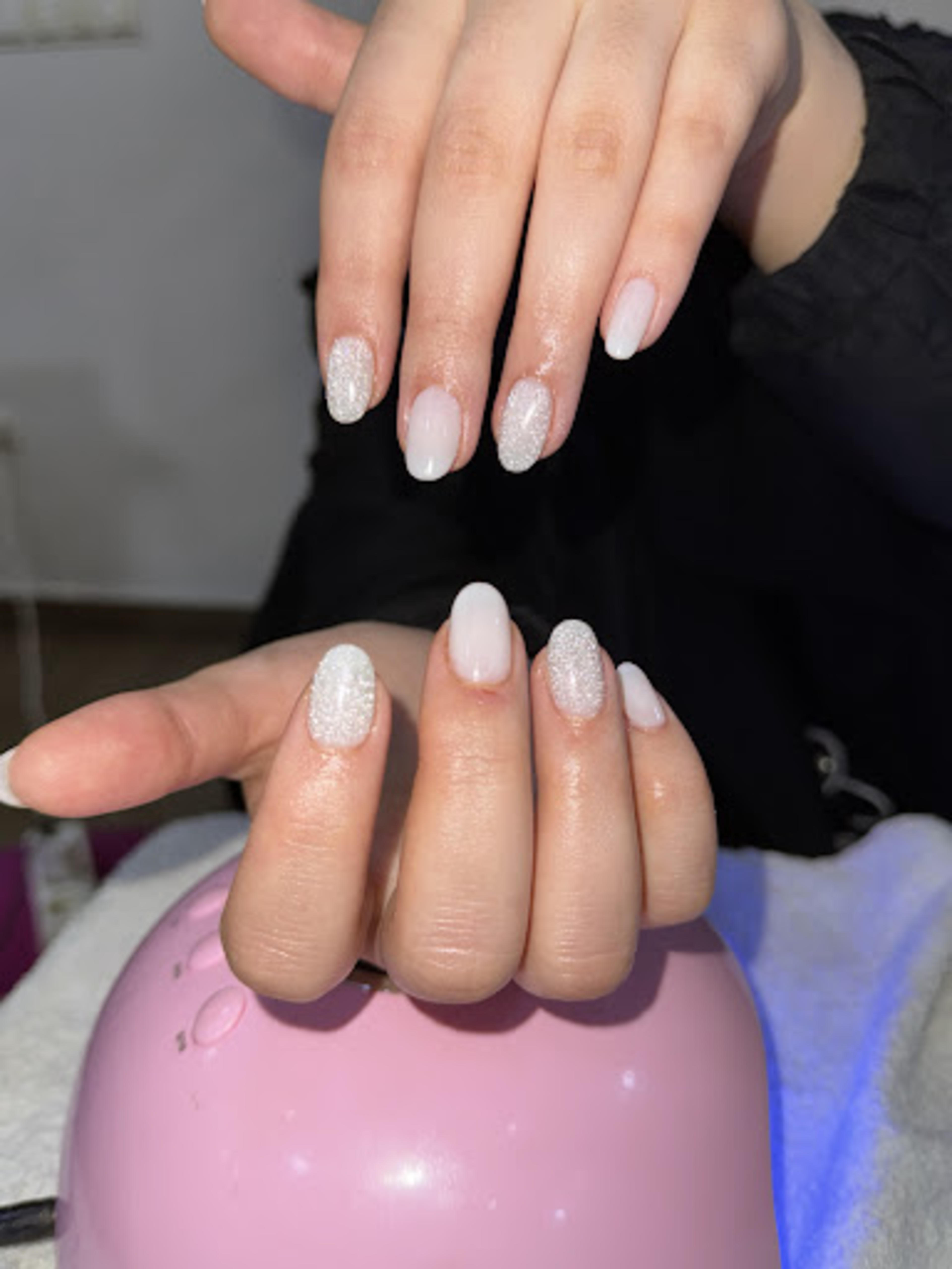 Israe Beauty House - logo