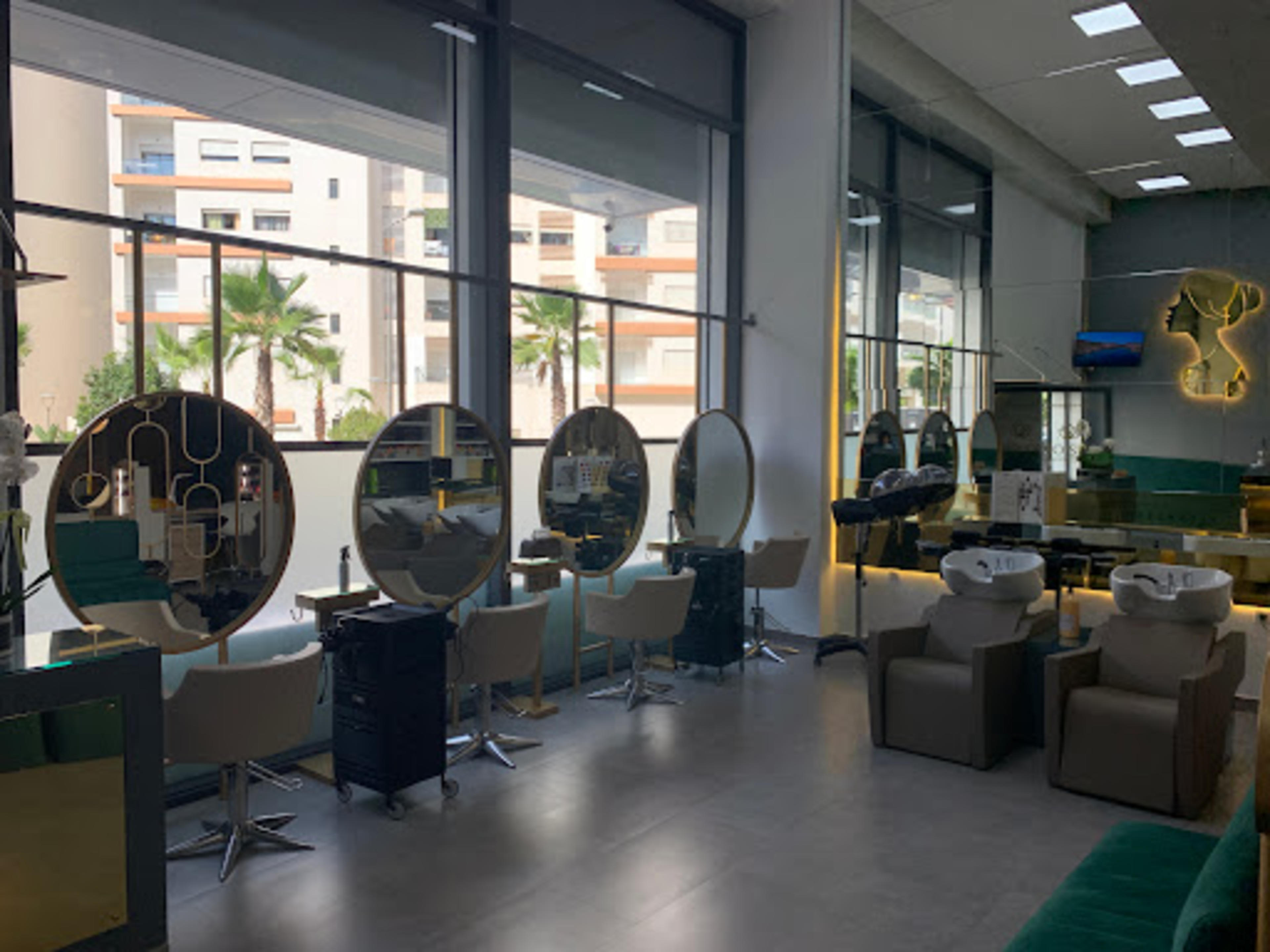 So Spa (Prestigia) - logo